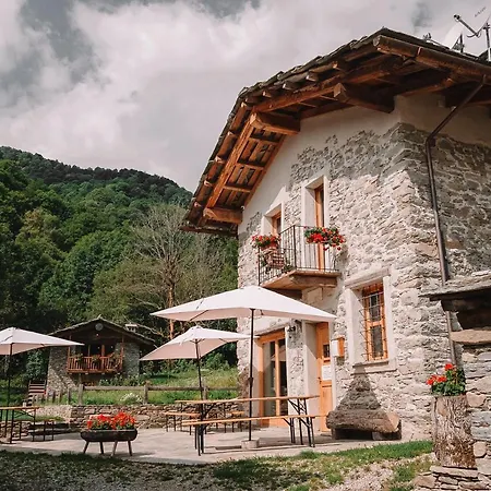 Pensjonat L'escola E Lou Mulin Sampeyre