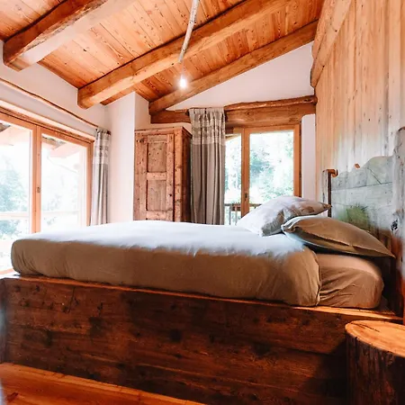 L'escola E Lou Mulin Gasthuis