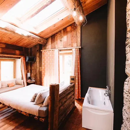 L'escola E Lou Mulin Gasthuis 4*